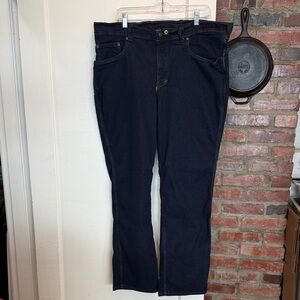 Origins Men's Deep Indigo Relaxed Jeans stretch